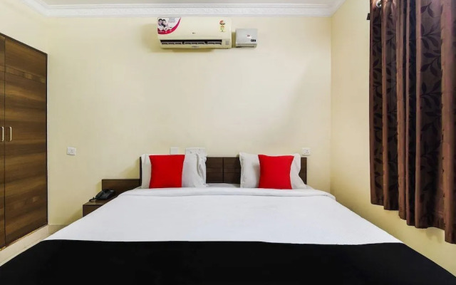 Centre Park by OYO Rooms