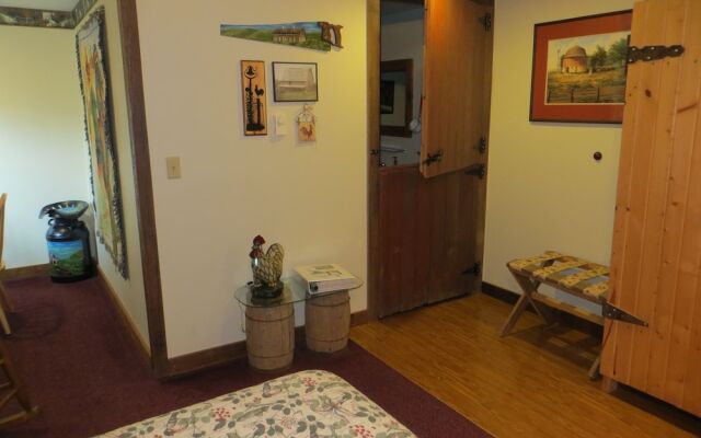 Cupola Inn Bed & Breakfast