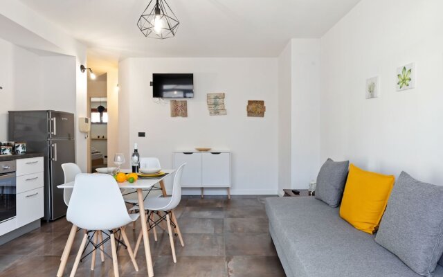 Elegant Apartment in Avola near Sea Beach