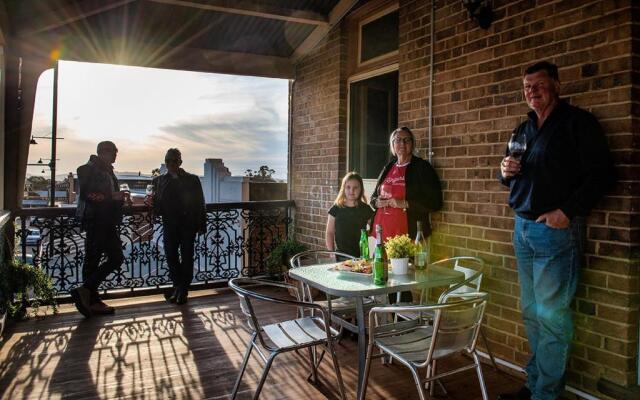 Commercial Travellers House