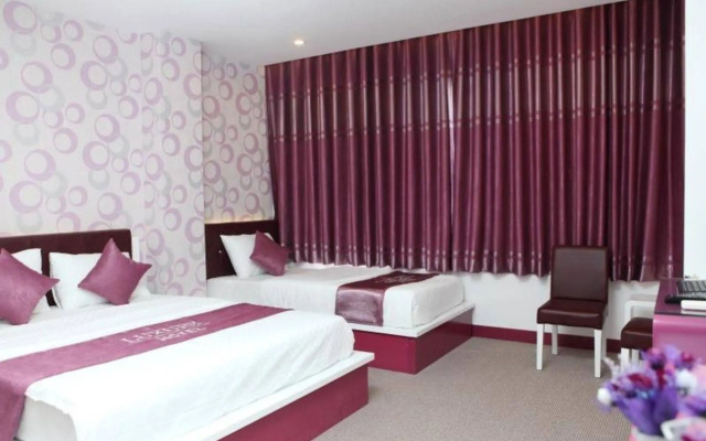Luxury Hotel