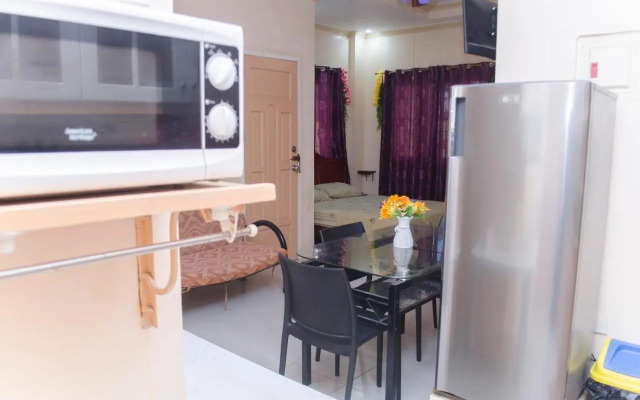 Julz Tropical Apartments