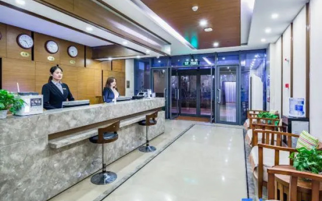 Qingdao Xinlong Grand Hotel (Jinshatan)