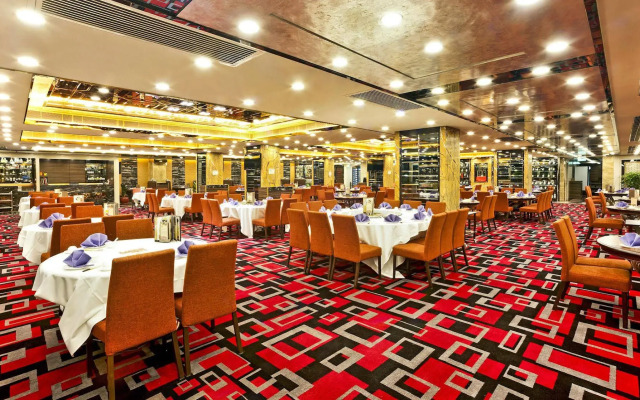 Hotel Emperor - Macau