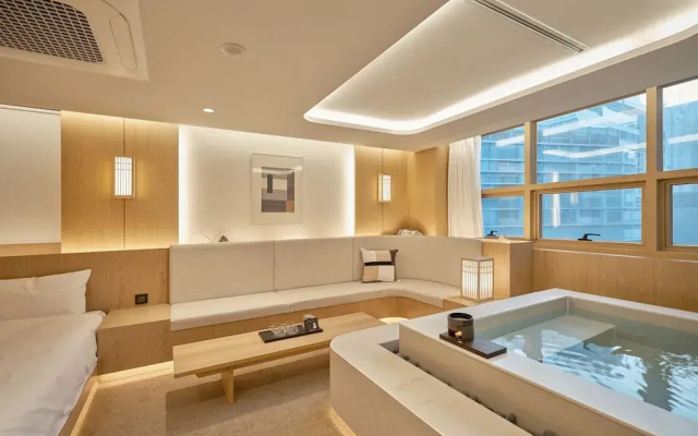 UH Suite The Coex