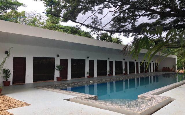 Alesseo Backpackers - Hostel