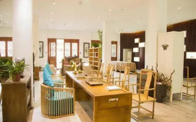 Yuansu City Guesthouse