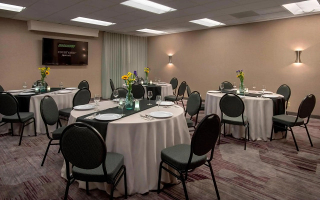 Courtyard by Marriott Mt. Laurel