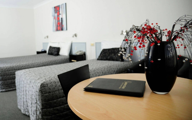 Tamar River Villas