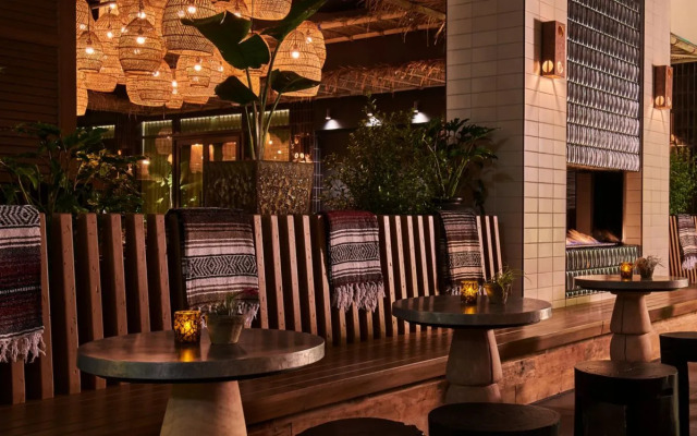 Hollywood Volume, a Tribute Portfolio Hotel