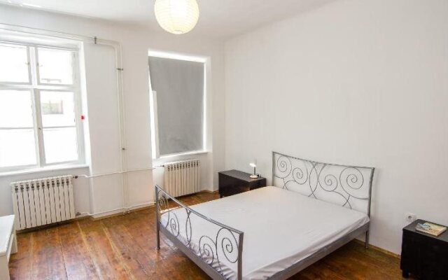 Hostel Tufna