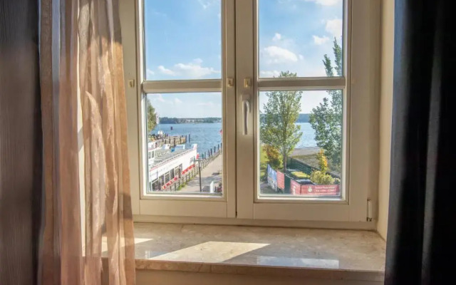 Modernes Appartement am See