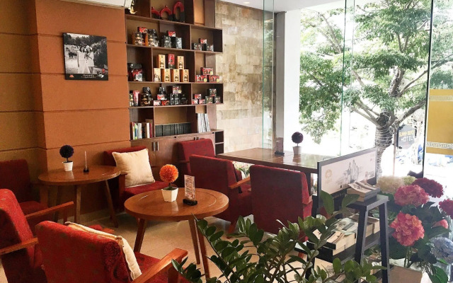 Sunny Beach Hotel & Apartment