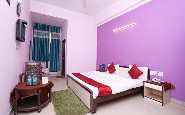 OYO 12784 Fabebo Hotel