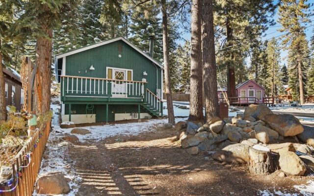 Pino Point Steps to Tahoe Beaches