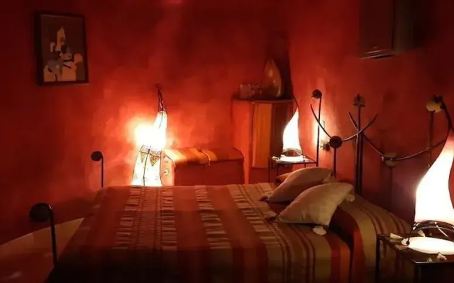 Hotel Cueva Tardienta Monegros-Adults Only