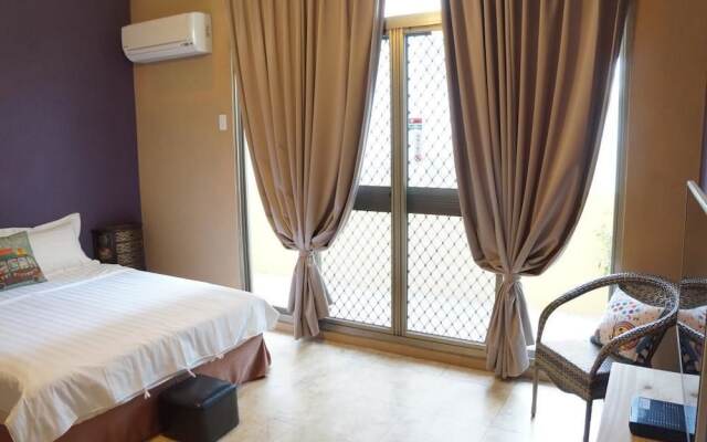 Green Bottle Guest House