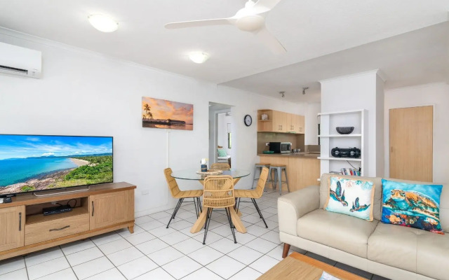 Latitude 16 Tropical Reef Holiday Aprts