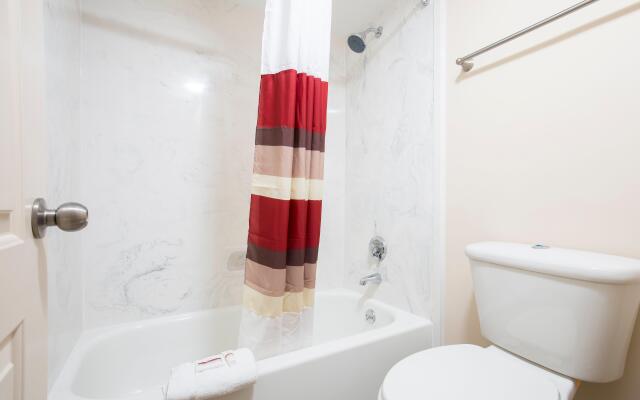 Red Roof Inn PLUS+ Birmingham East - Irondale/ Airport