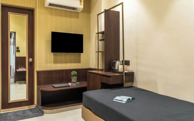 The Hosteller Mumbai, International Airport