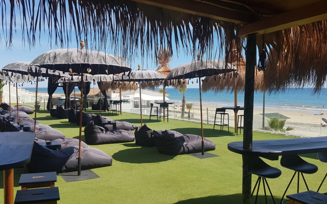 On Hotels Oceanfront - Adults Only