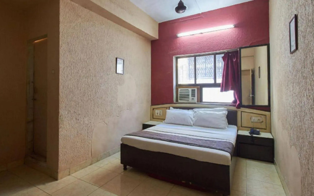 Red Palms Residency