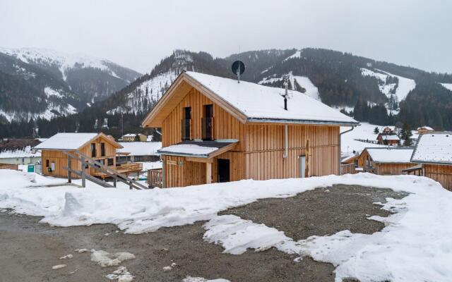 Deluxe Holiday Home in Hohentauern with Hot Tub