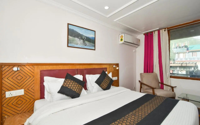 M Hotel & Restaurant