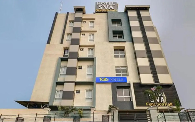 Townhouse OAK Hotel SVA