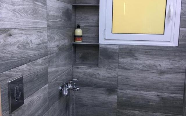 Acropolis brand new 1min from metro!