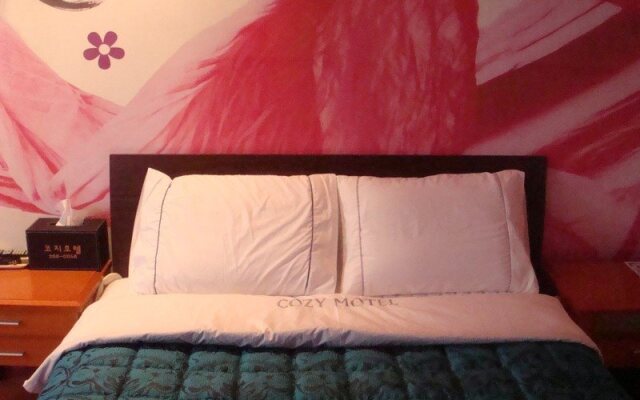 Cozy Hotel