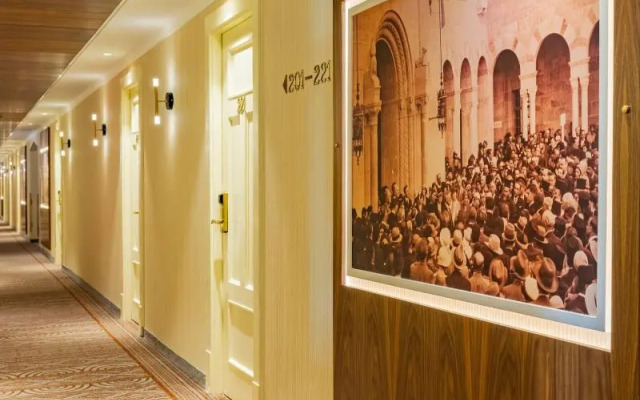 YMCA Three Arches Hotel