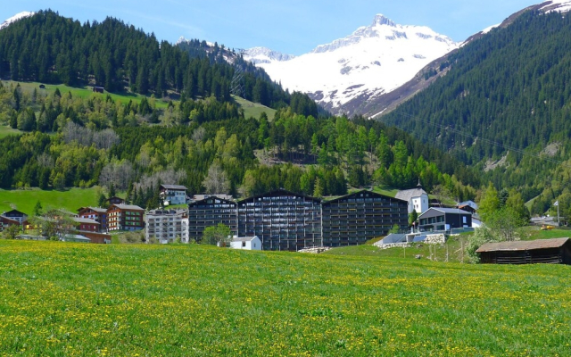 Utoring Acletta Disentis Must r