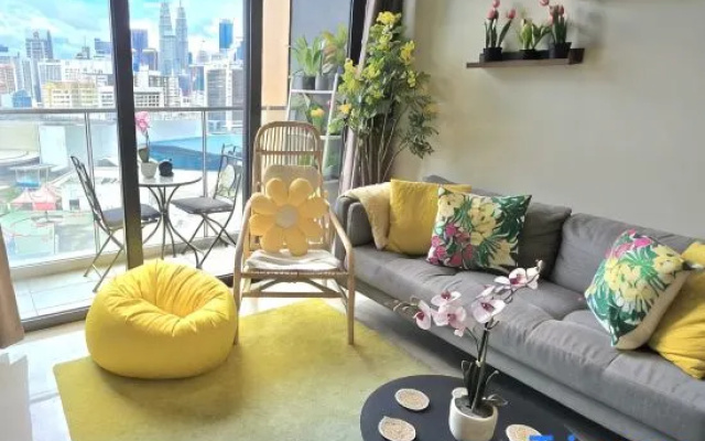 Springtime 2bedrooms with KLCC view &Gorgeous pool – Guest Rooms – Kuala Lumpur