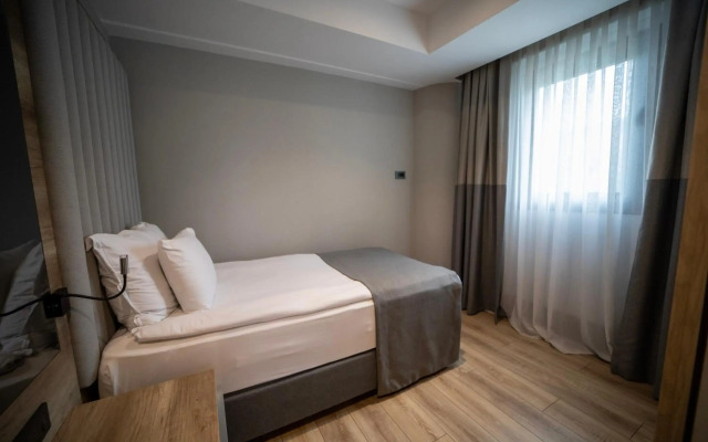 Seven For Life Thermal Hotel