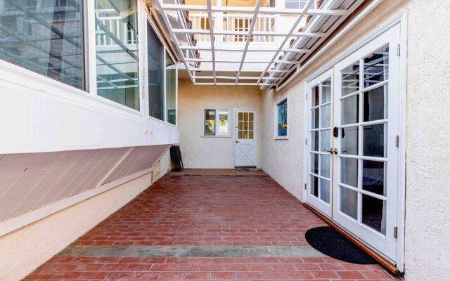 Paradise Vacation Estate Near Universal Studios