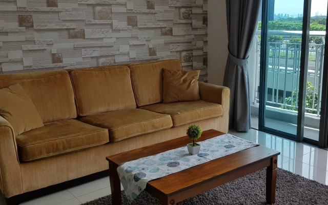 Teega Suite 3BD Seaview Puteri Harbour