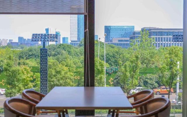 Howard Johnson Optics Valley Residence Wuhan