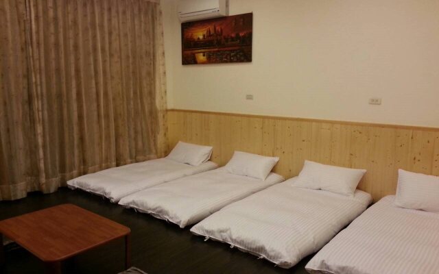 Fall in love Karuizawa Hostel