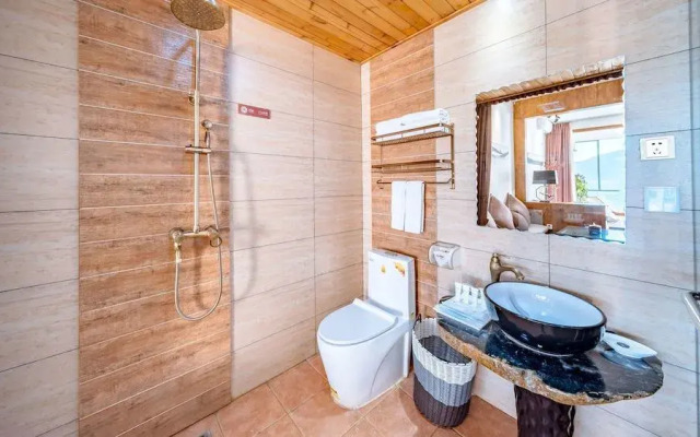 Floral Hotel Dali Shanhaiyiyu Lakeview