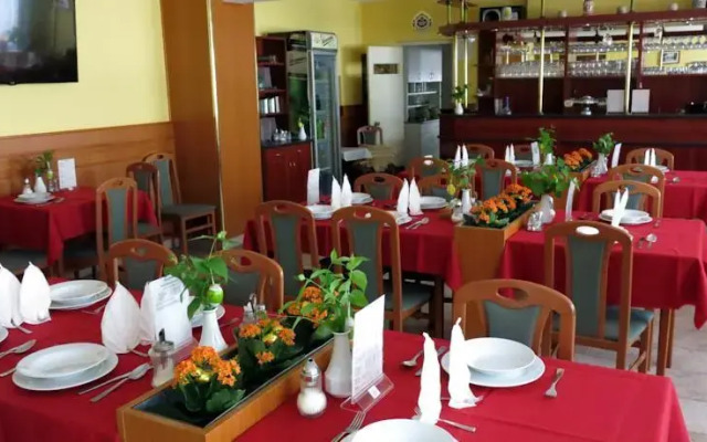 Hotel Forrás