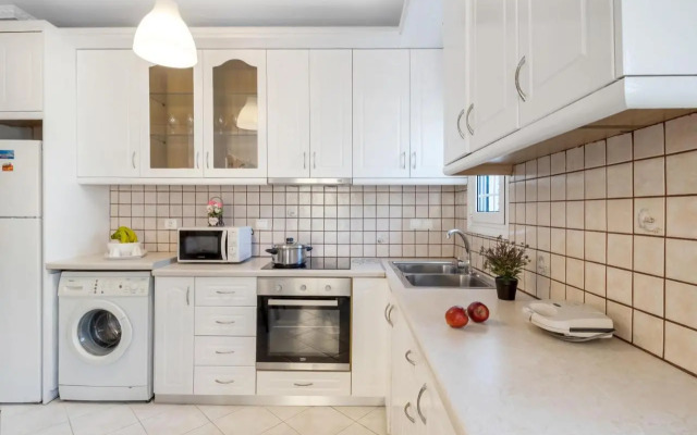 Paraskevi Apartments