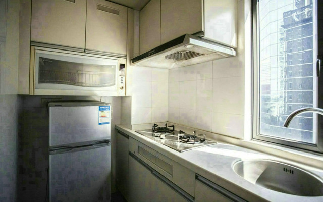 Guangzhou Peace World Apartment