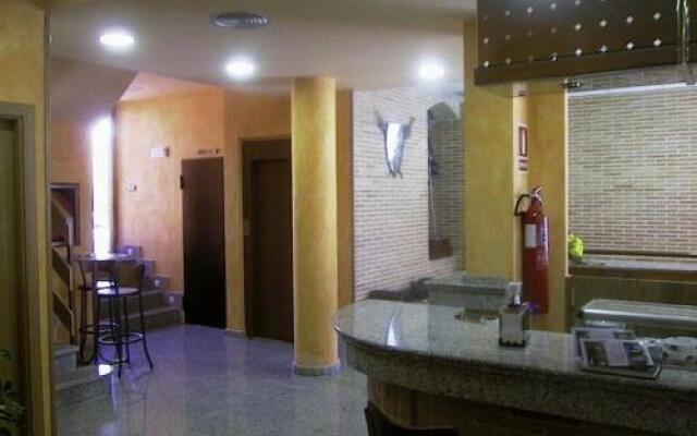 Hostal Toledano-Victoria