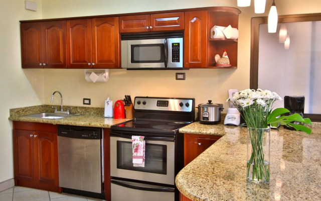 The Oaks Tamarindo Condominiums
