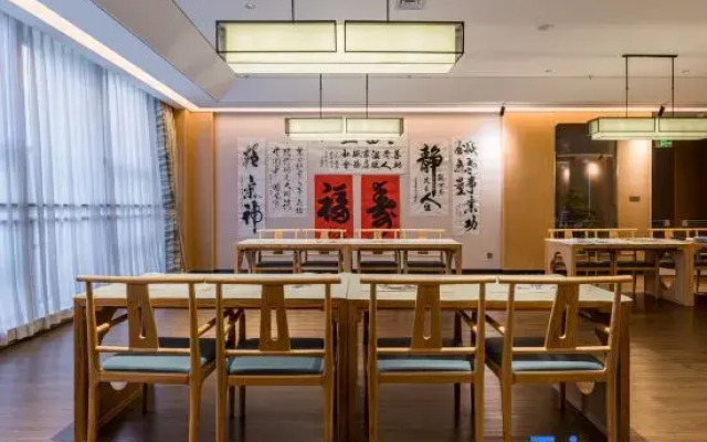 Xingyun Elegant Restaurant (Datong University Branch)