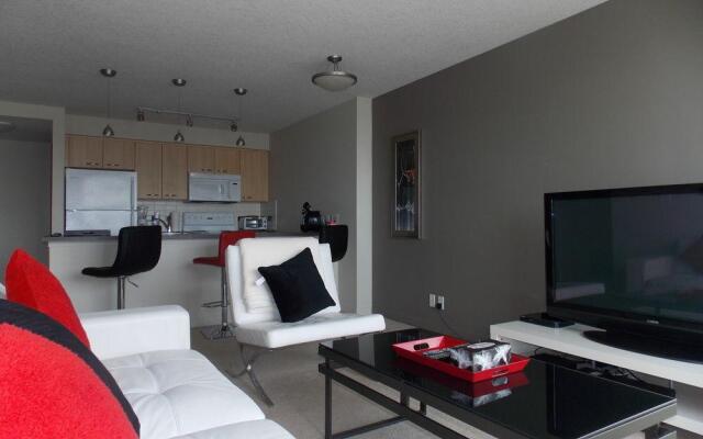 FastLane Suites Rouleau North