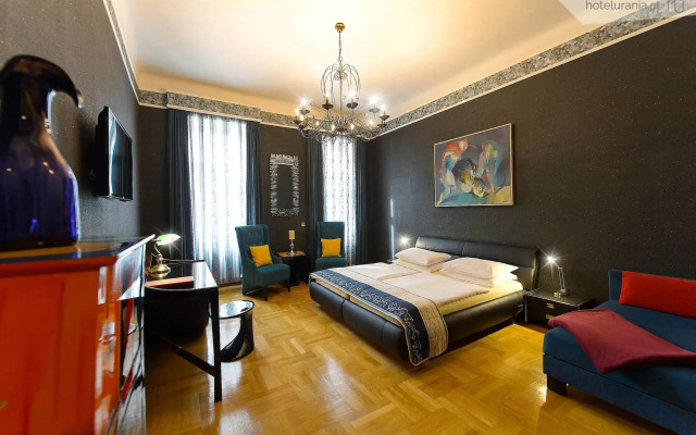 Hotel Urania
