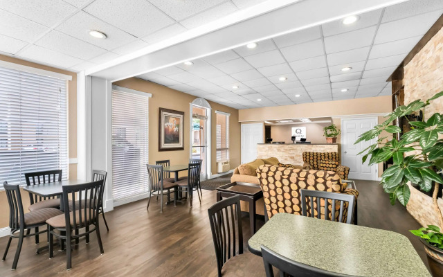 Quality Inn Tullahoma