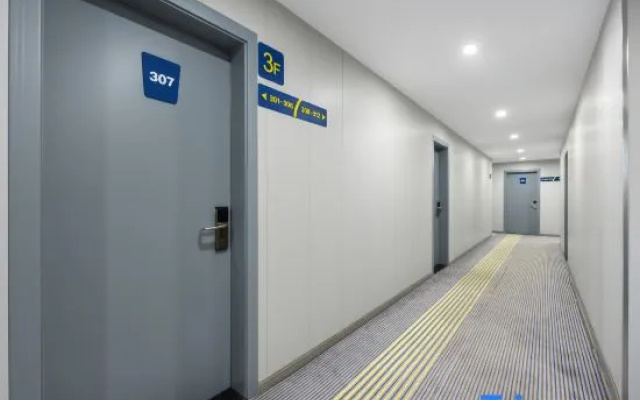 7Days Inn Chain Hotel (Xingyi Wanfenglin Xia Wutun) – Hotel Rooms – Qianxinan